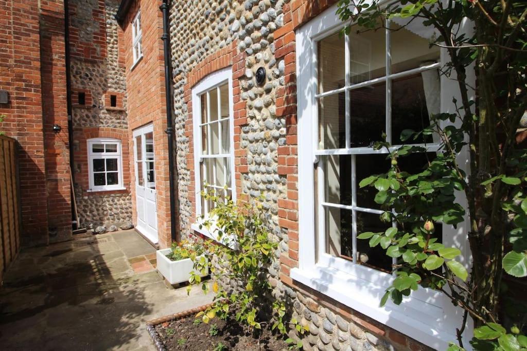 The Old Dairy In Rural Sea Side Location Norwich Exterior foto